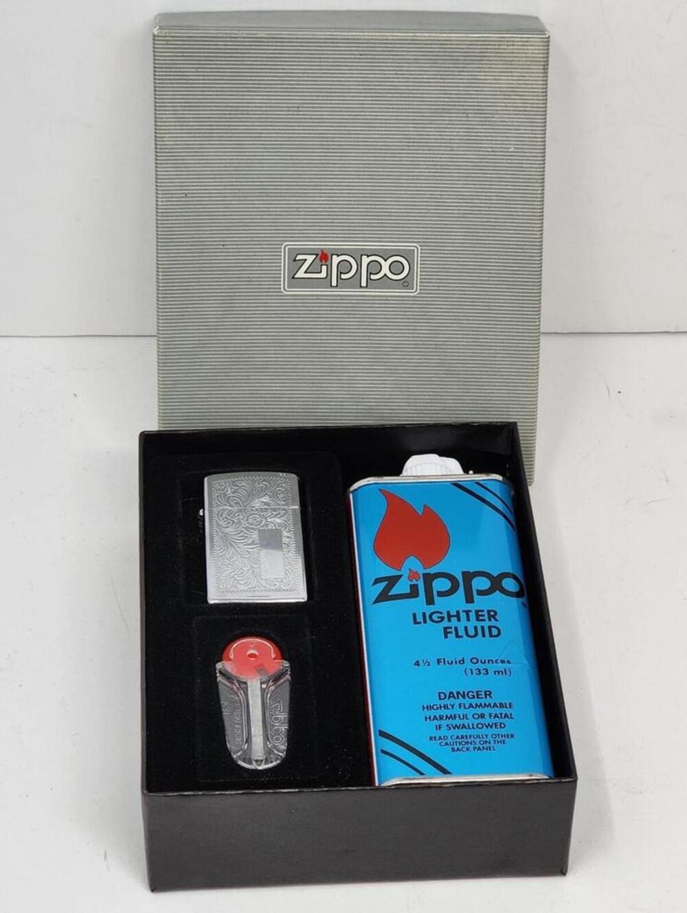New Vintage Collectible Zippo Set